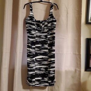 Calvin Klein Black and White Sleeveless Dress for Women Size 6